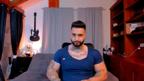 Snapshot of max_dic1 chatting on 01.31.25 max D. online show from 01.31.25