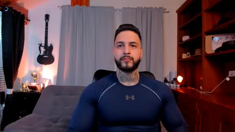 Snapshot of max_dic1 chatting on 02.02.25 max D. online show from 02.02.25