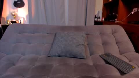 Snapshot of max_dic1 chatting on 03.04.25 max D. online show from 03.04.25