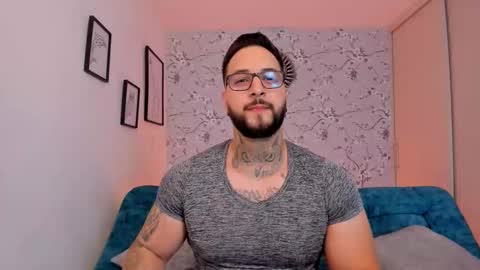 Snapshot of max_dic1 chatting on 03.14.26 max D. online show from 03.14.26