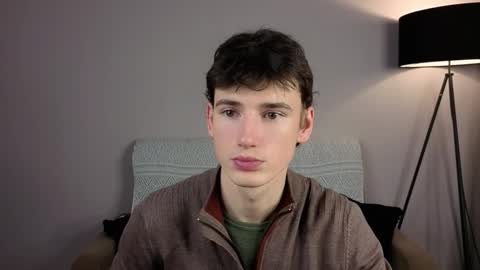 Snapshot of max_foks chatting on 12.19.25 Max online show from 12.19.25