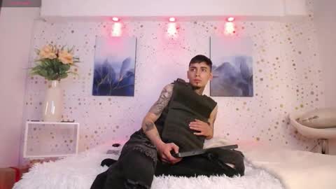 Max online show from 02.01.26