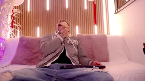 Max online show from 02.24.26