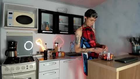 Max online show from 02.25.26