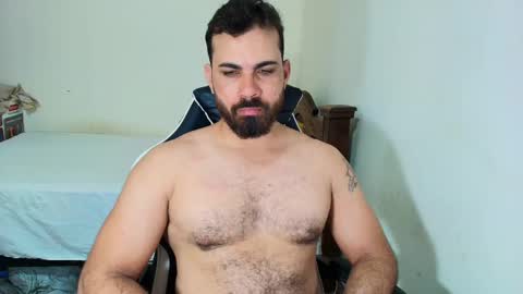 Snapshot of max_love25 chatting on 10.13.25 max_love25 online show from 10.13.25