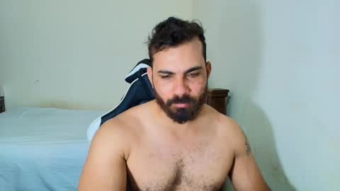 max_love25 online show from 11.17.25