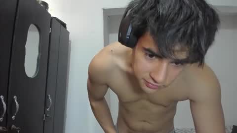 Max online show from 06.17.26