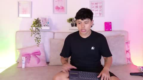 Noah and Max  online show from 02.01.26