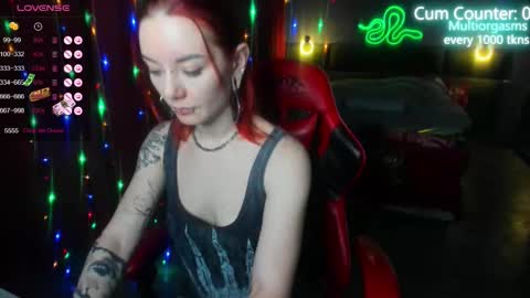 Snapshot of max_phoenix chatting on 02.20.25 Max online show from 02.20.25