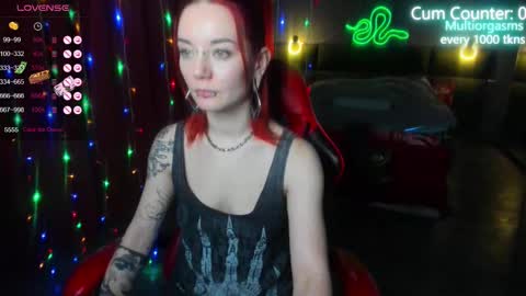 Snapshot of max_phoenix chatting on 02.21.25 Max online show from 02.21.25