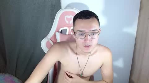 Snapshot of max_steel_x chatting on 12.29.24 max_steel_x online show from 12.29.24