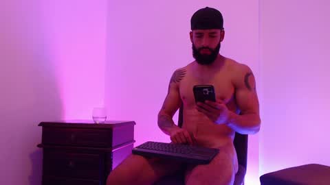 max_xl_ online show from 01.28.25