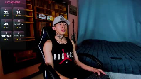 MaxDominant  online show from 09.28.25