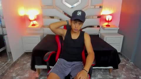 Max online show from 11.04.25