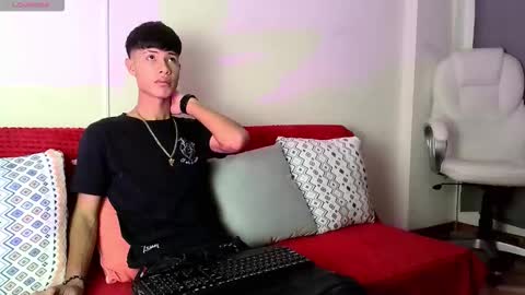 Snapshot of maxfont chatting on 10.04.25 maxfont online show from 10.04.25