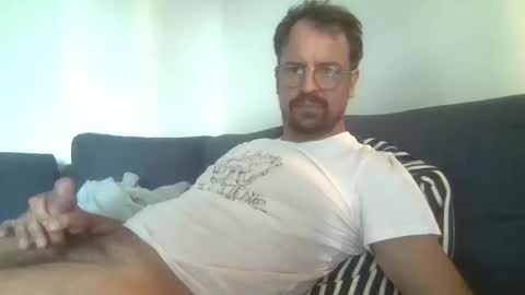 Snapshot of maxhorn591 chatting on 09.24.25 maxhorn591 online show from 09.24.25