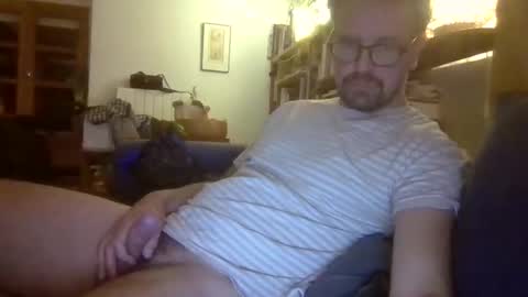 Snapshot of maxhorn591 chatting on 12.14.25 maxhorn591 online show from 12.14.25