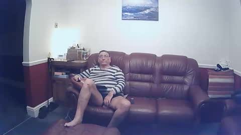 Snapshot of maxi_johnes chatting on 01.11.25 MAX online show from 01.11.25