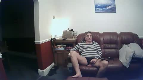 Snapshot of maxi_johnes chatting on 03.06.25 MAX online show from 03.06.25