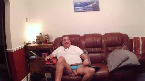 Snapshot of maxi_johnes chatting on 01.31.26 MAX online show from 01.31.26