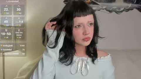 Maxi online show from 04.27.26