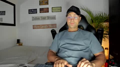 MAXI      online show from 04.21.26
