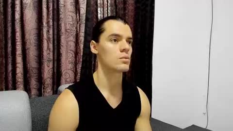 Snapshot of maxi_styles chatting on 06.12.26 Alex online show from 06.12.26