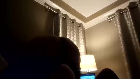 Maxichaud online show from 10.18.25