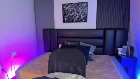 Maximo Wolf online show from 03.02.25