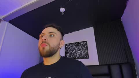 Maximo Wolf online show from 03.05.25