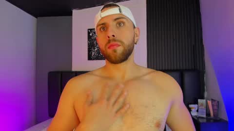 Maximo Wolf online show from 03.06.25