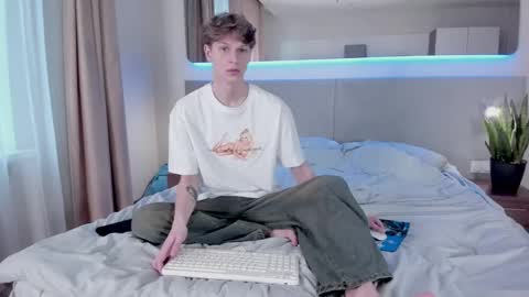 Snapshot of maxim_burn chatting on 03.03.25 maxim burn online show from 03.03.25