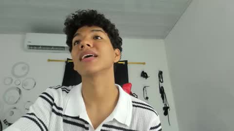 Maximiliano online show from 11.22.25