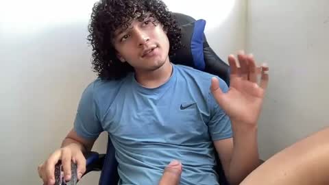 Snapshot of maximiliano_pulse chatting on 06.29.26 maximiliano_pulse online show from 06.29.26