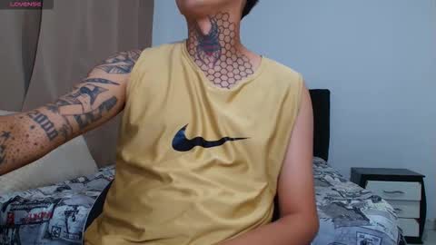 Snapshot of maximo10_ chatting on 11.09.25 Maximum Independent model online show from 11.09.25