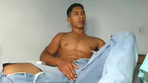 Maximo Aron Vega online show from 11.27.25