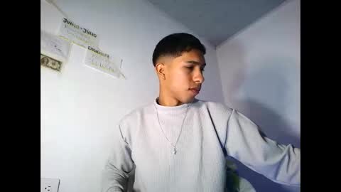 Maximo Aron Vega online show from 03.08.26