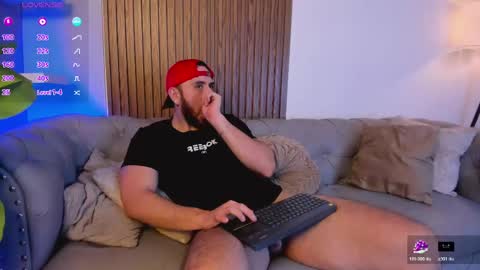 Snapshot of maximo_wolf1 chatting on 05.20.26 Maximo Wolf online show from 05.20.26