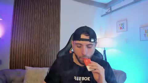 Maximo Wolf online show from 08.05.26