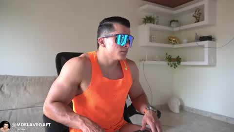 Snapshot of maximohoot chatting on 07.29.26 Sebastian online show from 07.29.26