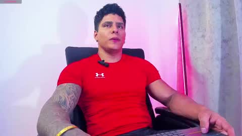 Maximoscott online show from 02.28.25