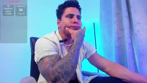 Maximoscott online show from 03.07.25