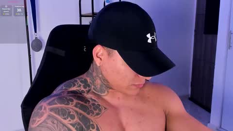 Maximoscott online show from 10.15.25