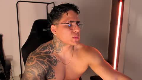 Maximoscott online show from 11.23.25