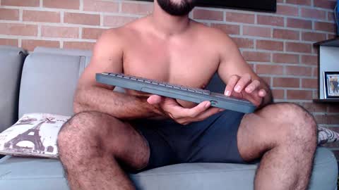 maximotorricelli online show from 02.04.25