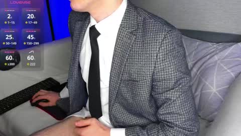 Snapshot of maximum_hot chatting on 01.04.25 Max online show from 01.04.25