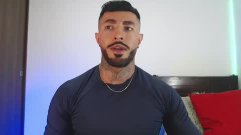 Independent Model online show from 04.29.26
