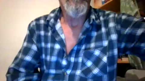 Snapshot of maximus_oreally chatting on 04.28.26 Max online show from 04.28.26