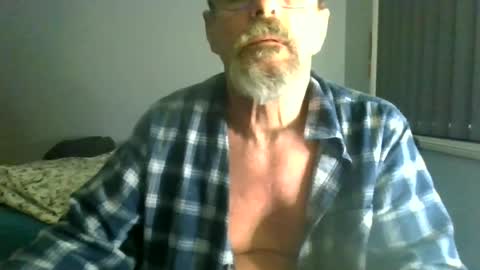 Snapshot of maximus_oreally chatting on 06.14.26 Max online show from 06.14.26