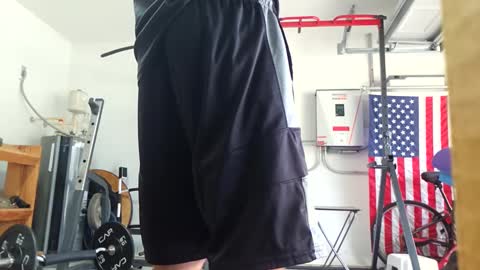 Snapshot of maximusdemitrious chatting on 10.19.25 maximusdemitrious online show from 10.19.25